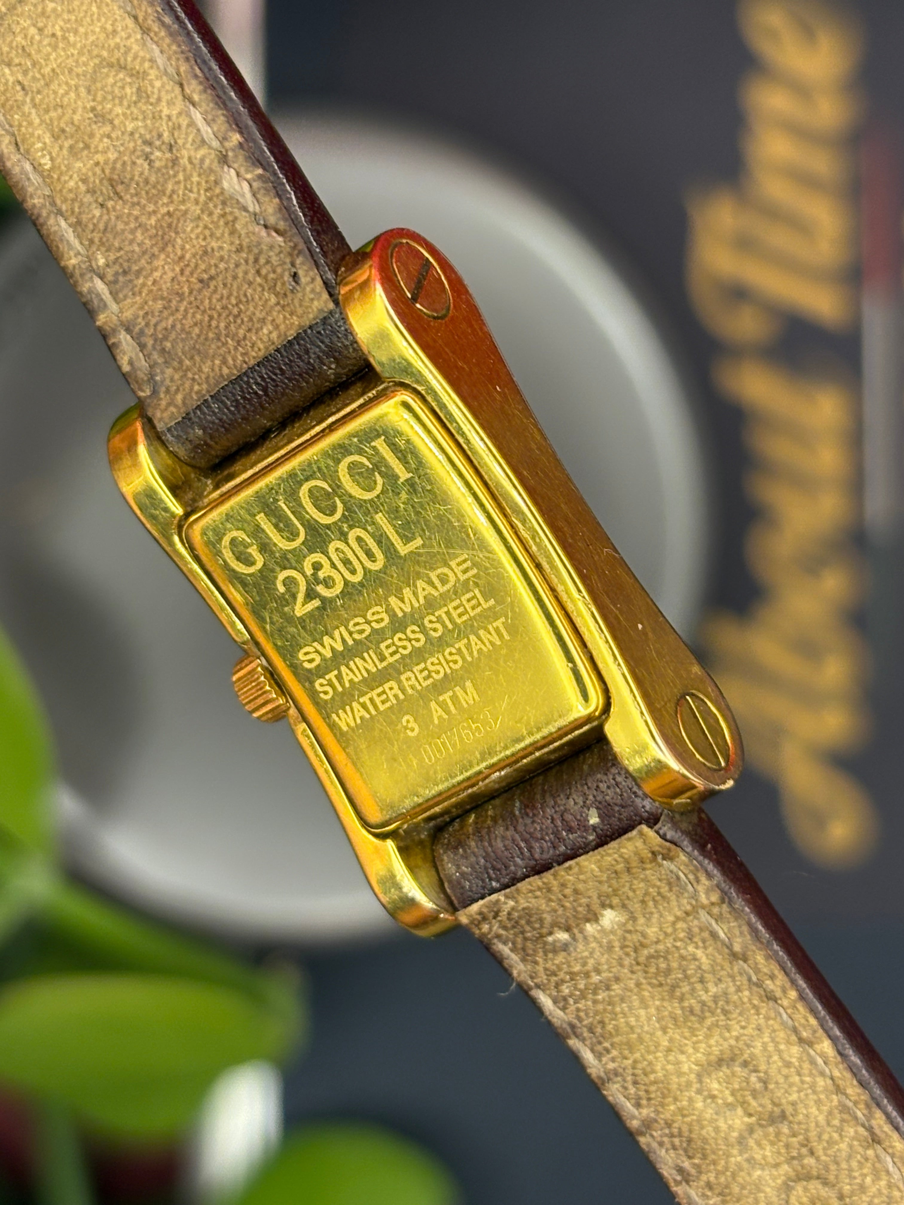 Gucci 2300L – Gold-Plated Swiss Made Ladies Watch