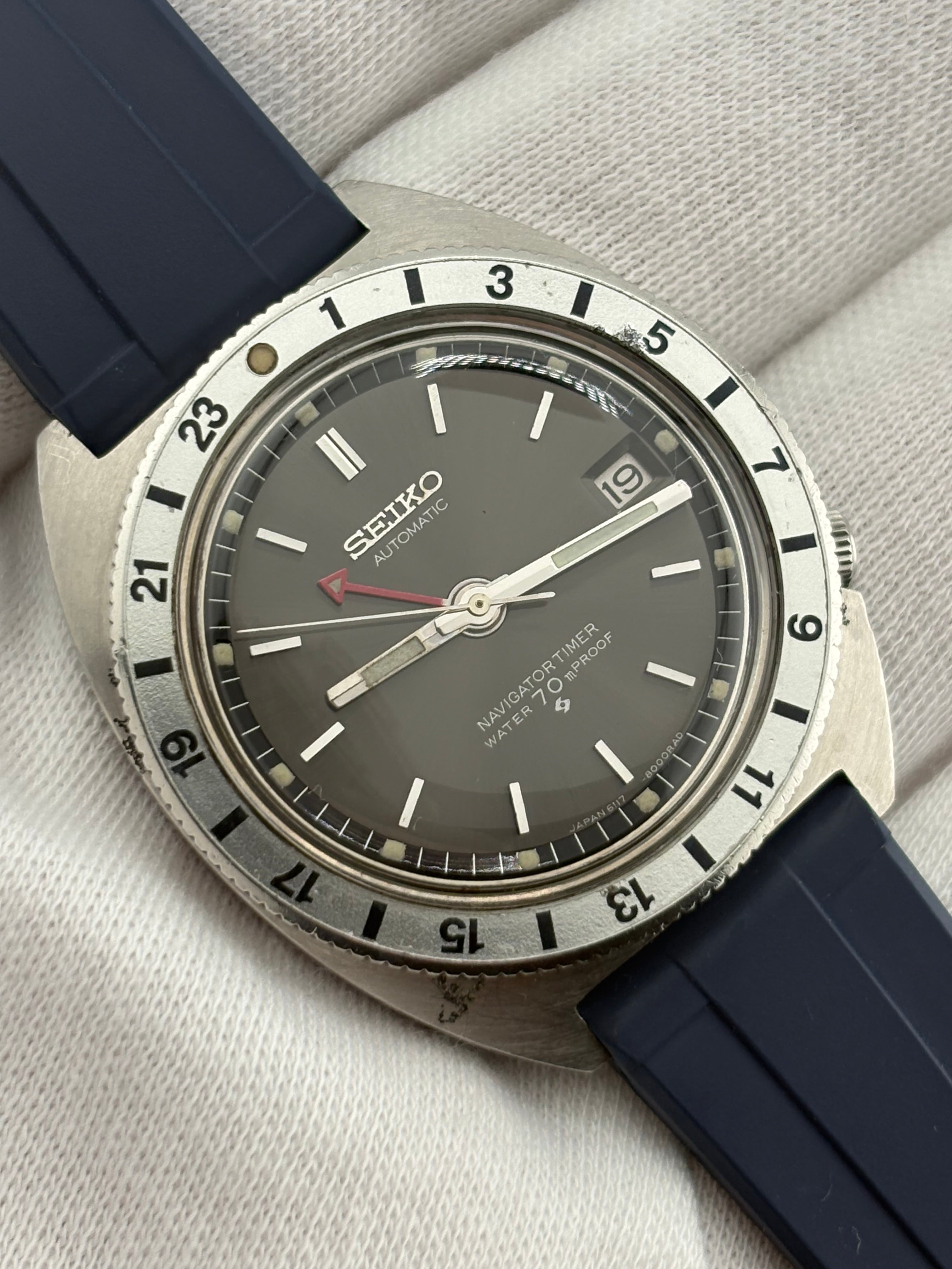 Vintage 1968 Seiko Navigator Timer GMT – Ref. 6117-8000 –