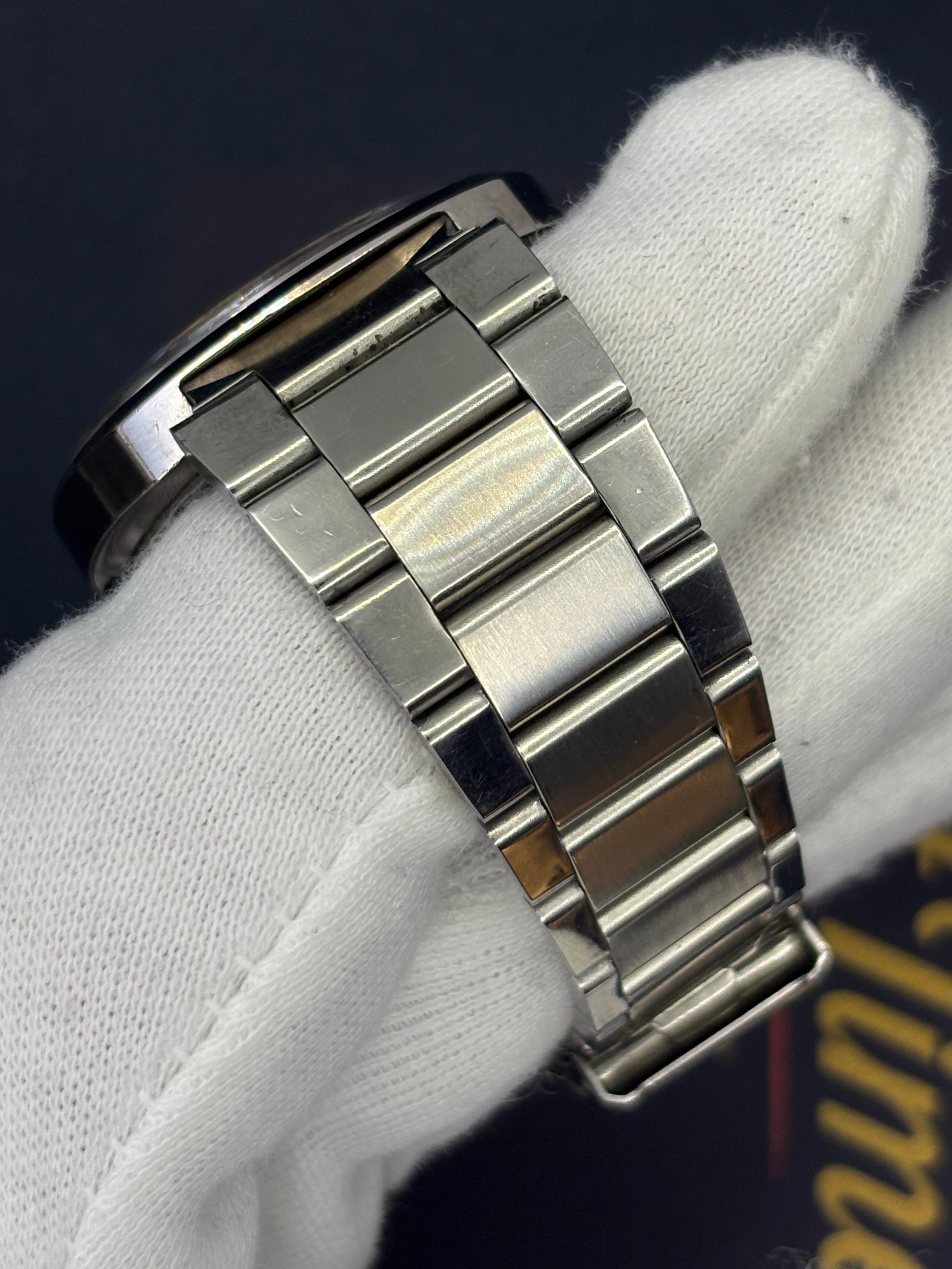 Helvetia Vintage Automatic – Swiss Made (c. 1960s–70s)