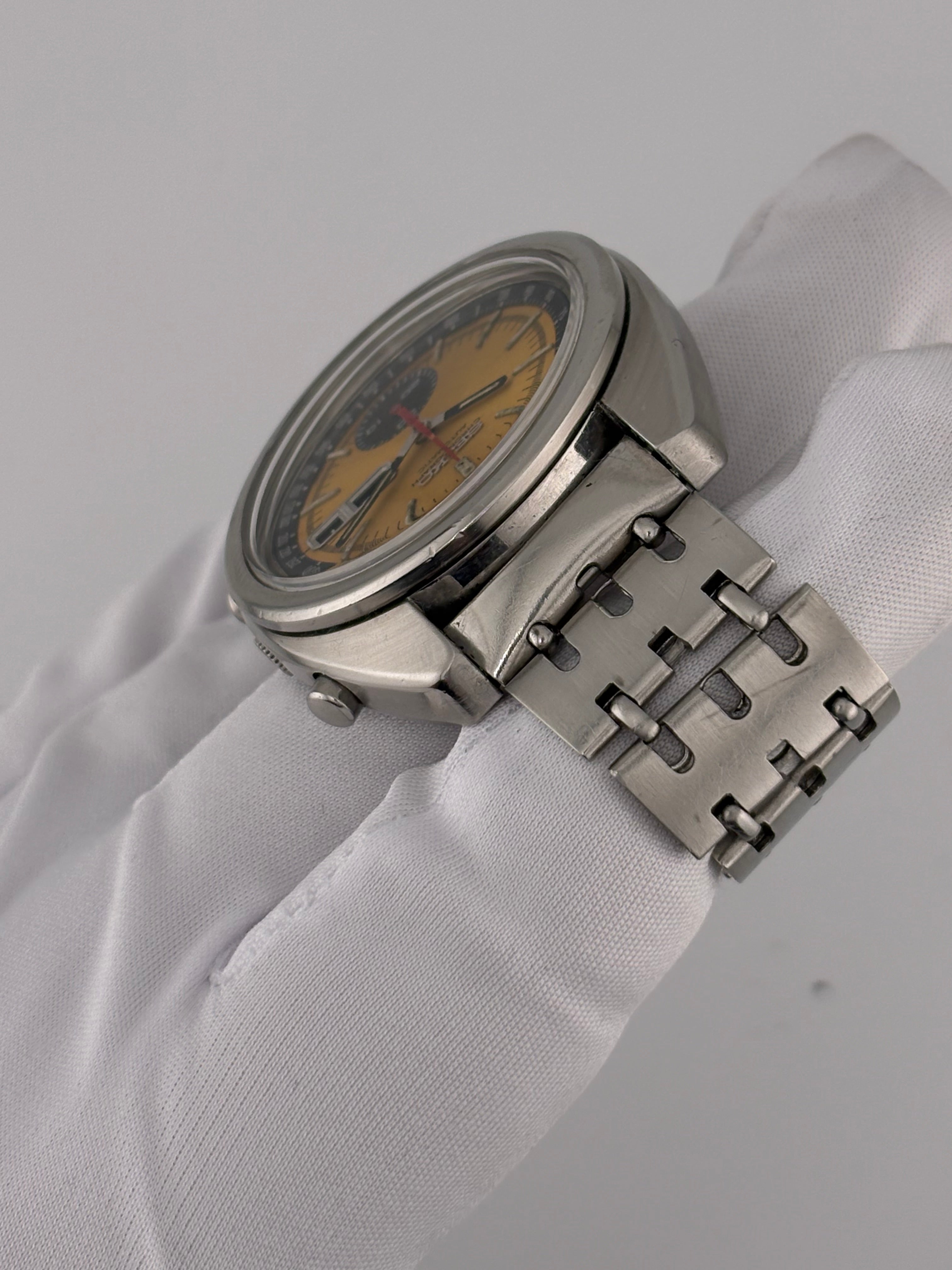Seiko 6139-6012 “Baby Pogue” Yellow Dial