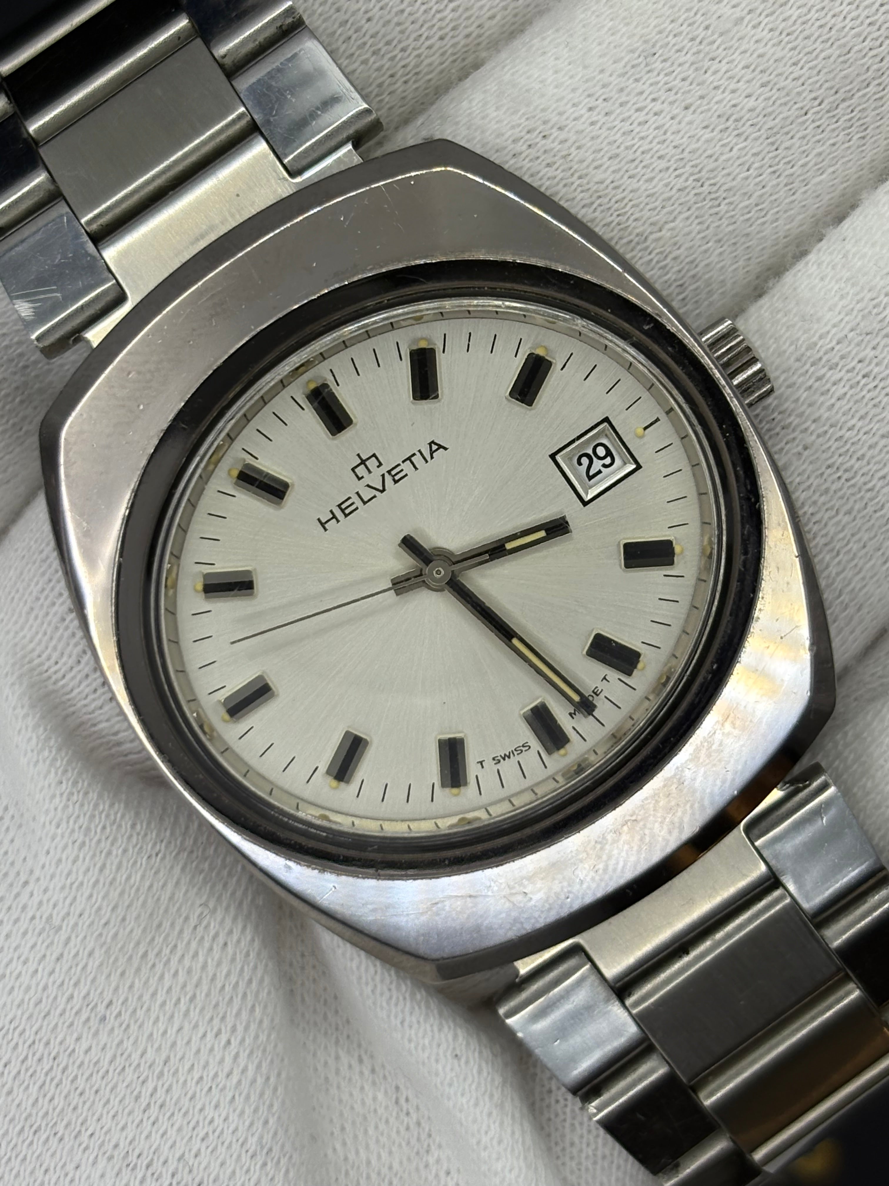 Helvetia Vintage Automatic – Swiss Made (c. 1960s–70s)