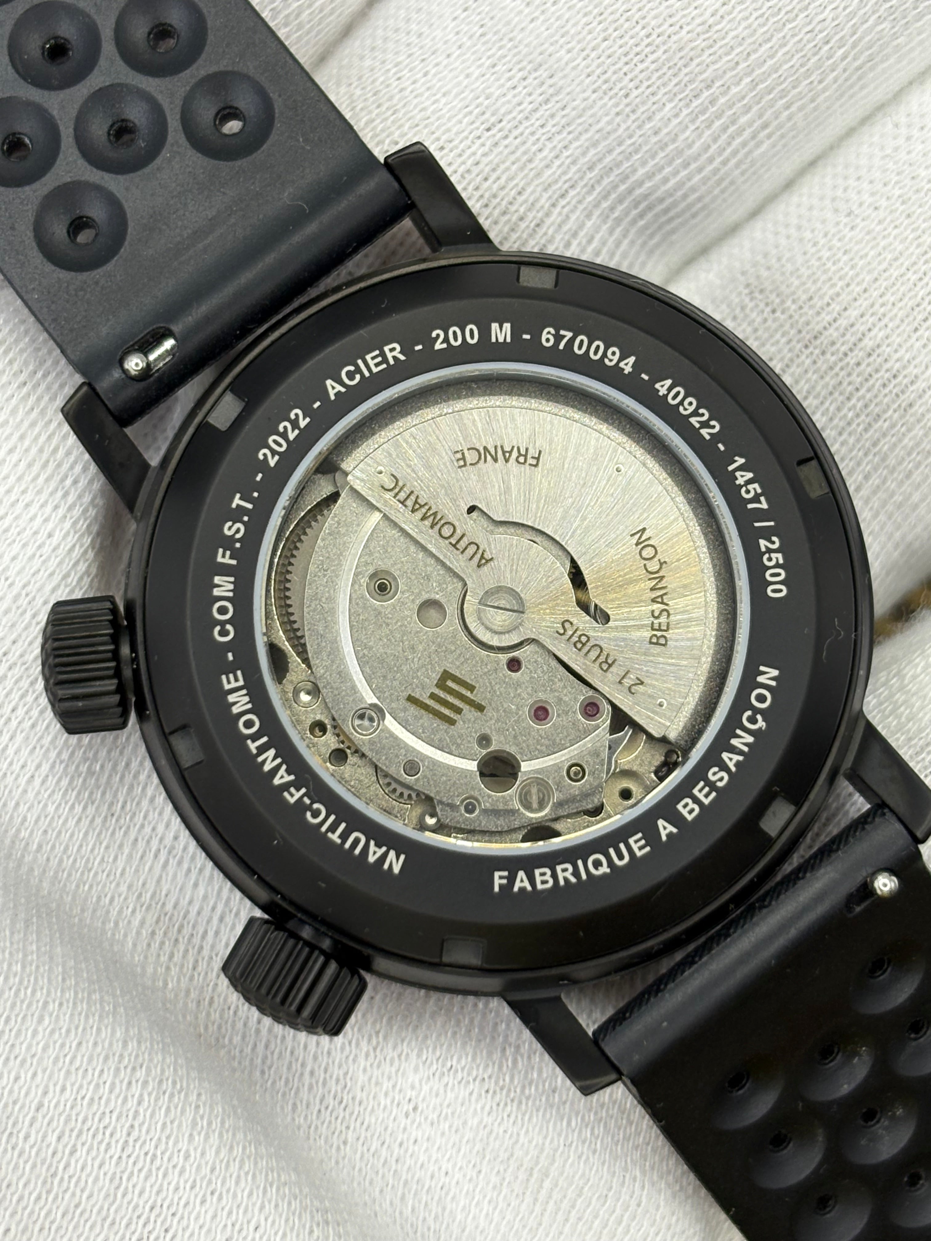⌚ LIP Nautic Fantôme Automatic 200M Diver – Heritage Diver Made in France 🇫🇷🔥