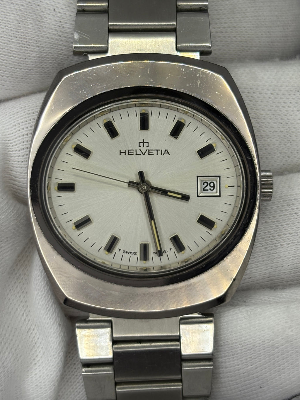 Helvetia Vintage Automatic – Swiss Made (c. 1960s–70s)
