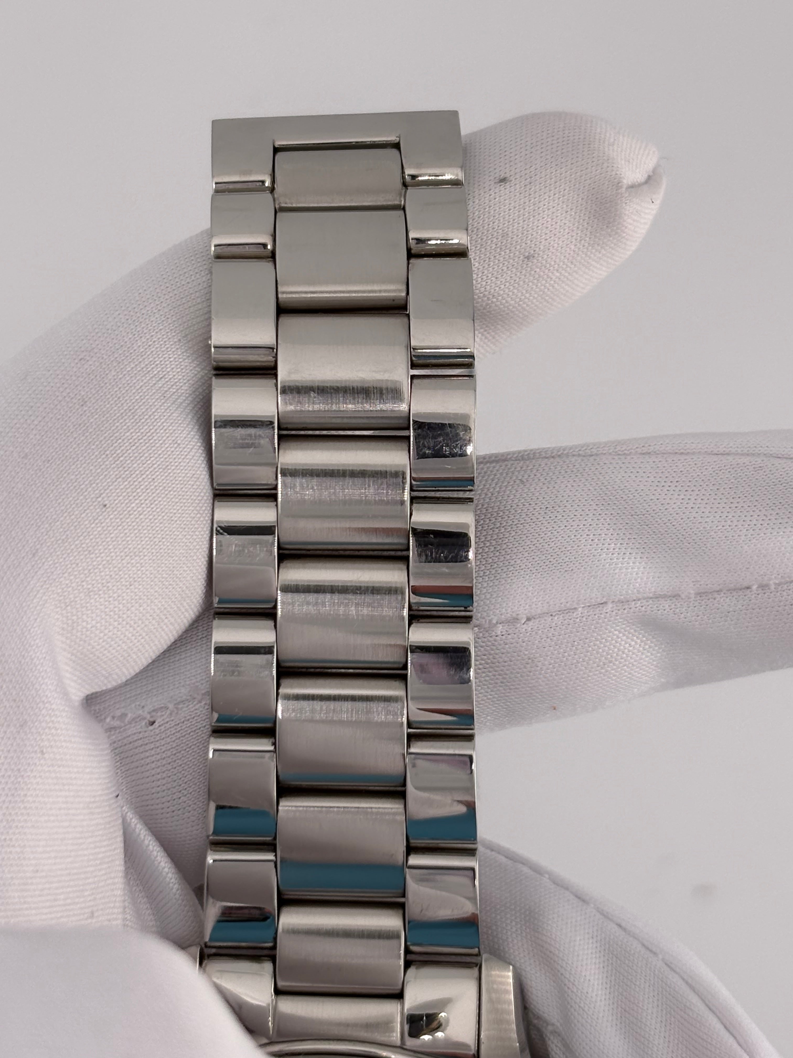 Hamilton Seaview H375110 Quartz 38mm Watch Full Set Great Condition