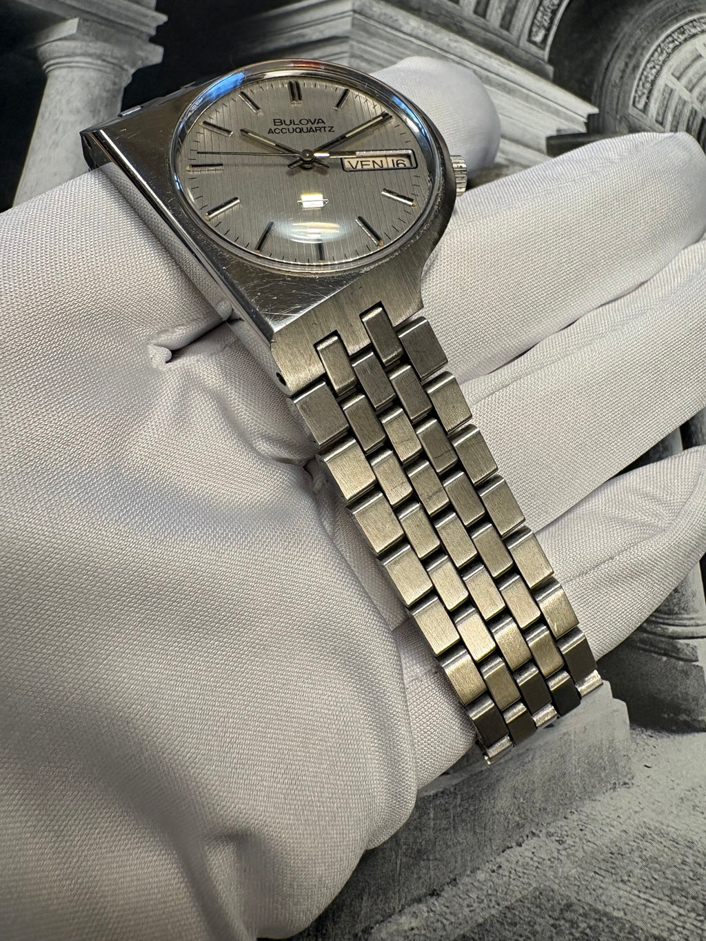 Bulova Accuquartz Vintage 1970s Hybrid Tuning Fork Quartz Watch