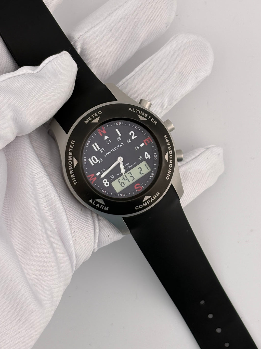 Hamilton Khaki NAVI-Touch H915240 Hybrid with Box