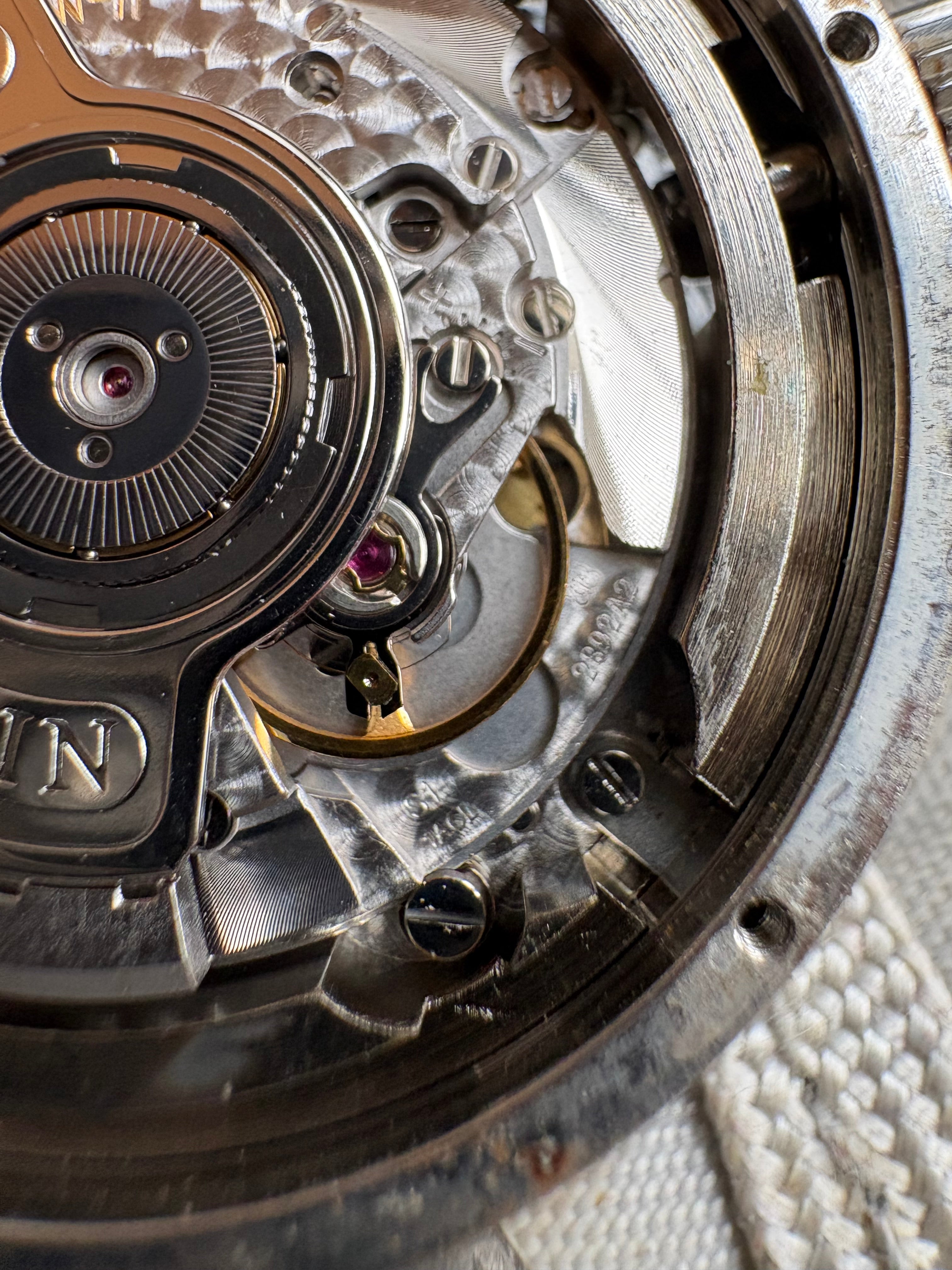 ULYSSE NARDIN Marine Chronograph – Ref. 353-88 – No. 0641 – Full Set