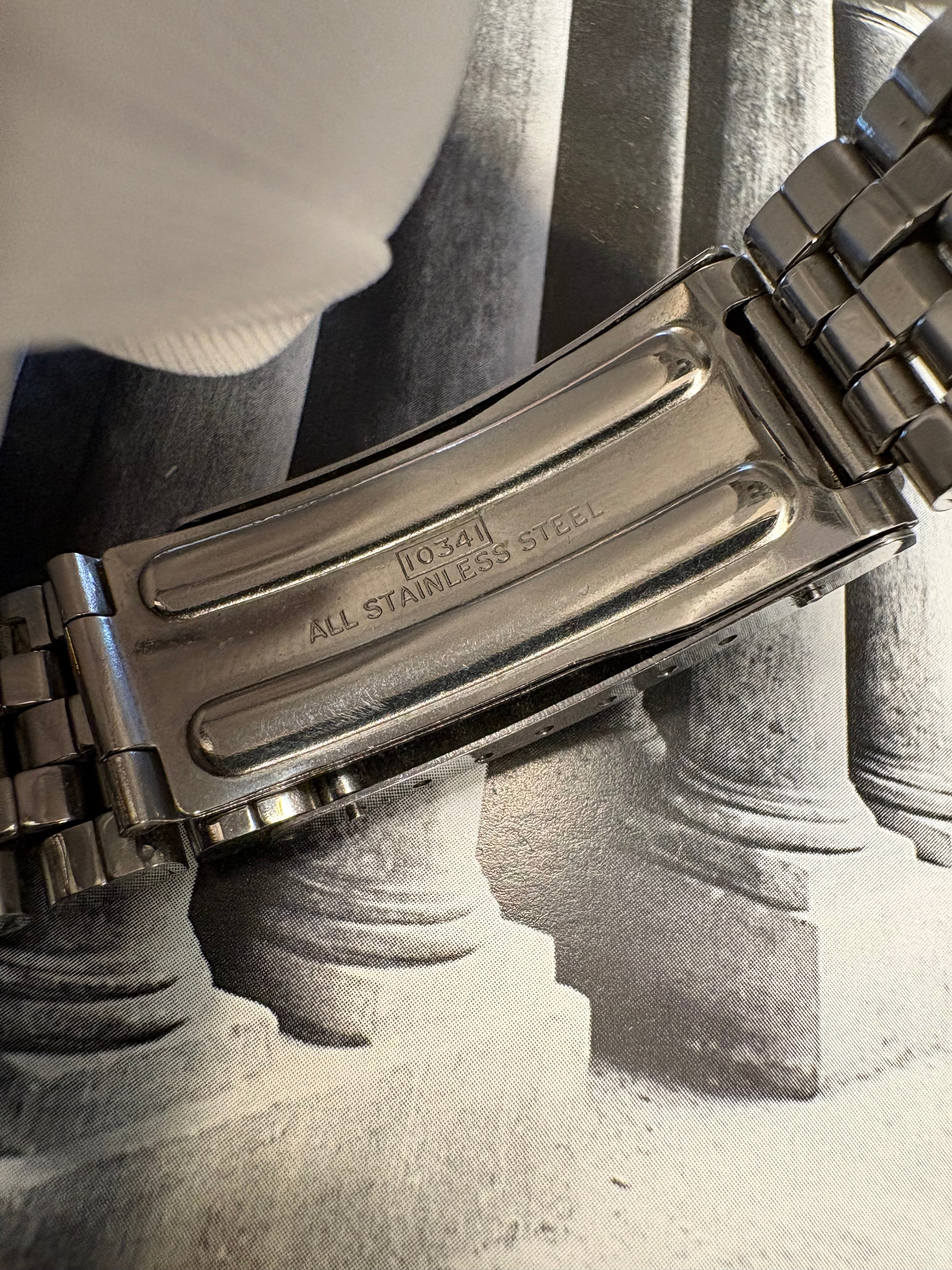 Bulova Accuquartz Vintage 1970s Hybrid Tuning Fork Quartz Watch