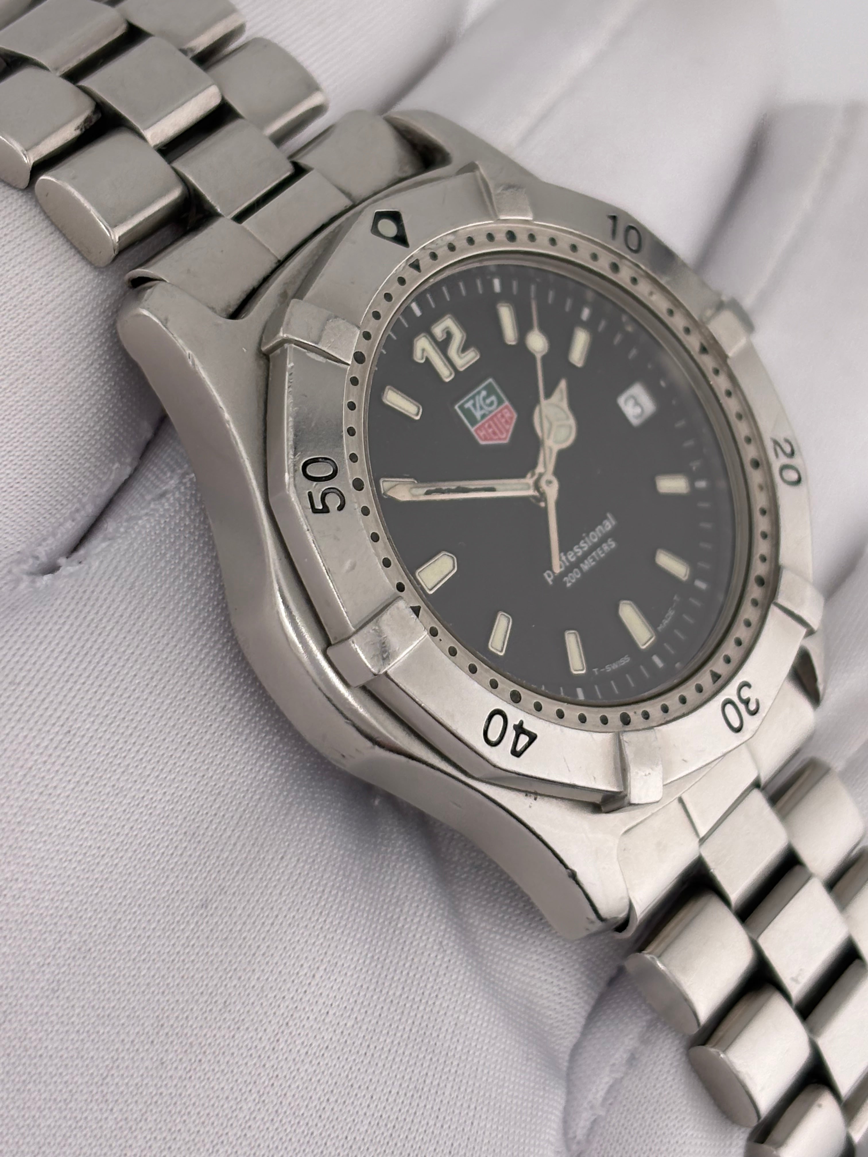 TAG HEUER Professional 200M Quartz – Ref. WK1110