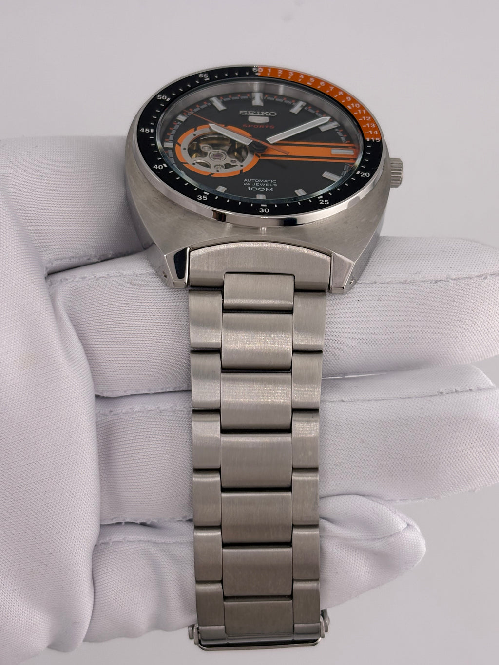 Seiko 5 Sports SSA331K1 “Open Heart Legend”