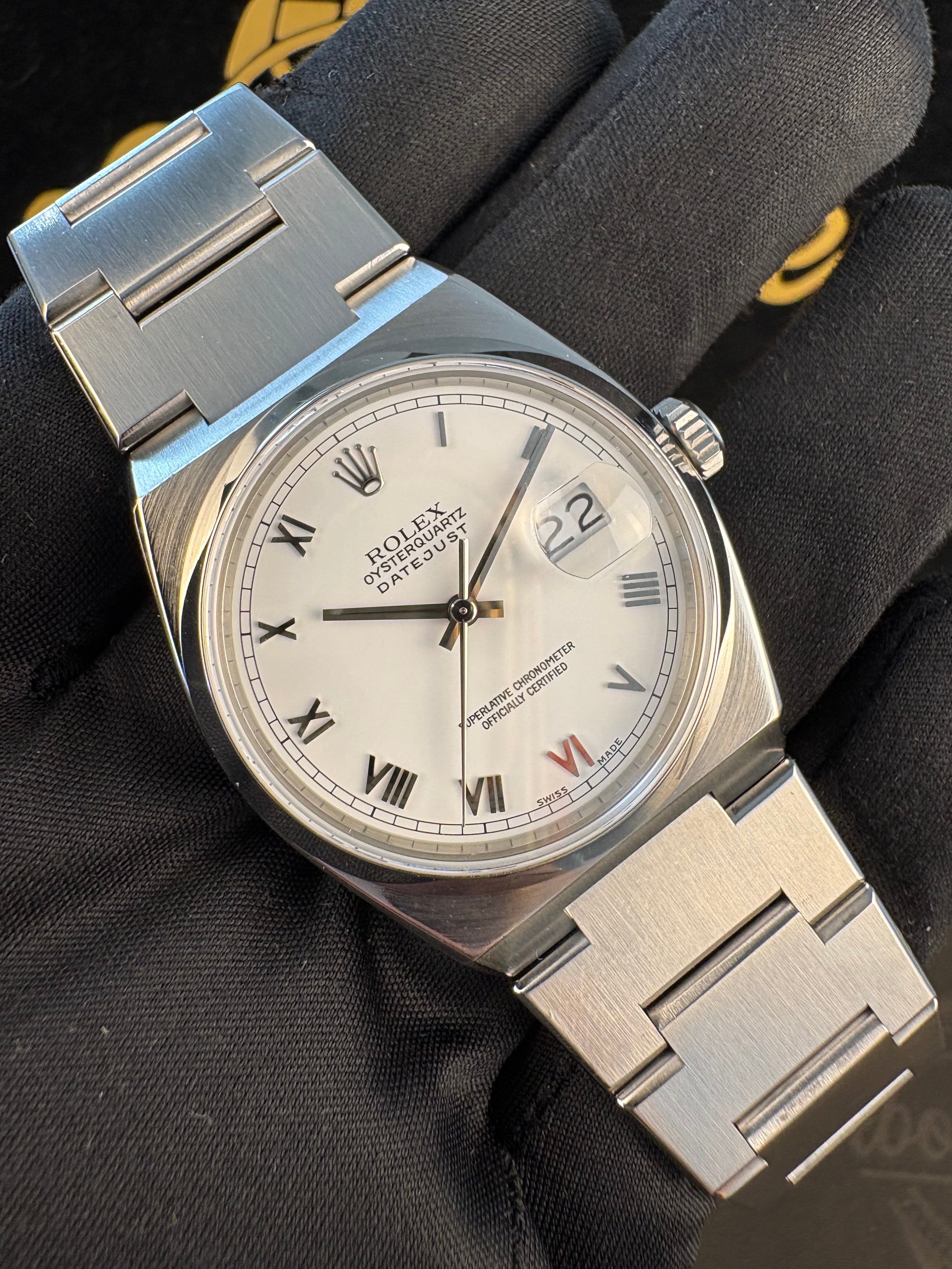 Rolex Oysterquartz Datejust 17000 White Roman Dial Box Rolex Service Card 36mm