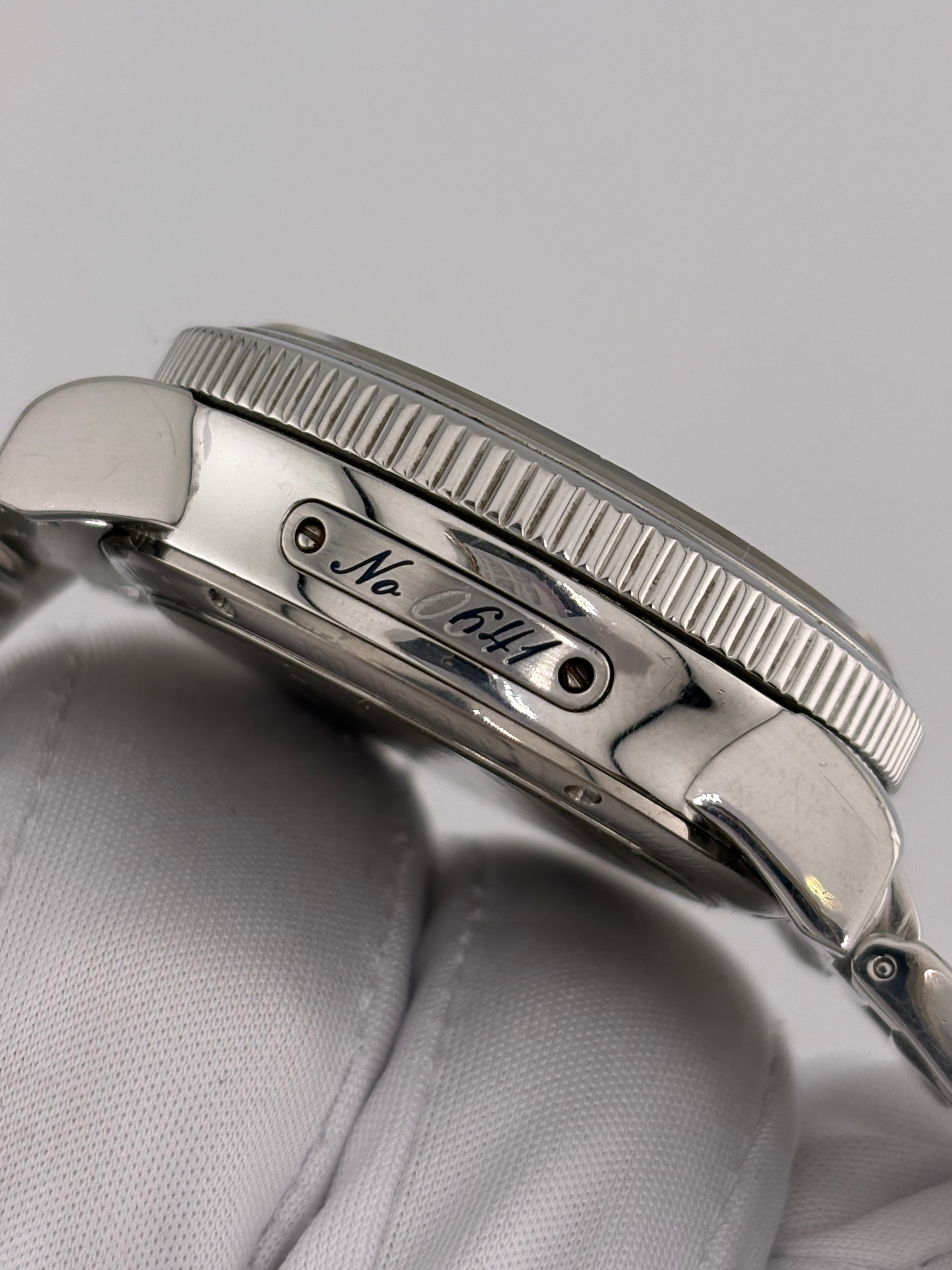 ULYSSE NARDIN Marine Chronograph – Ref. 353-88 – No. 0641 – Full Set