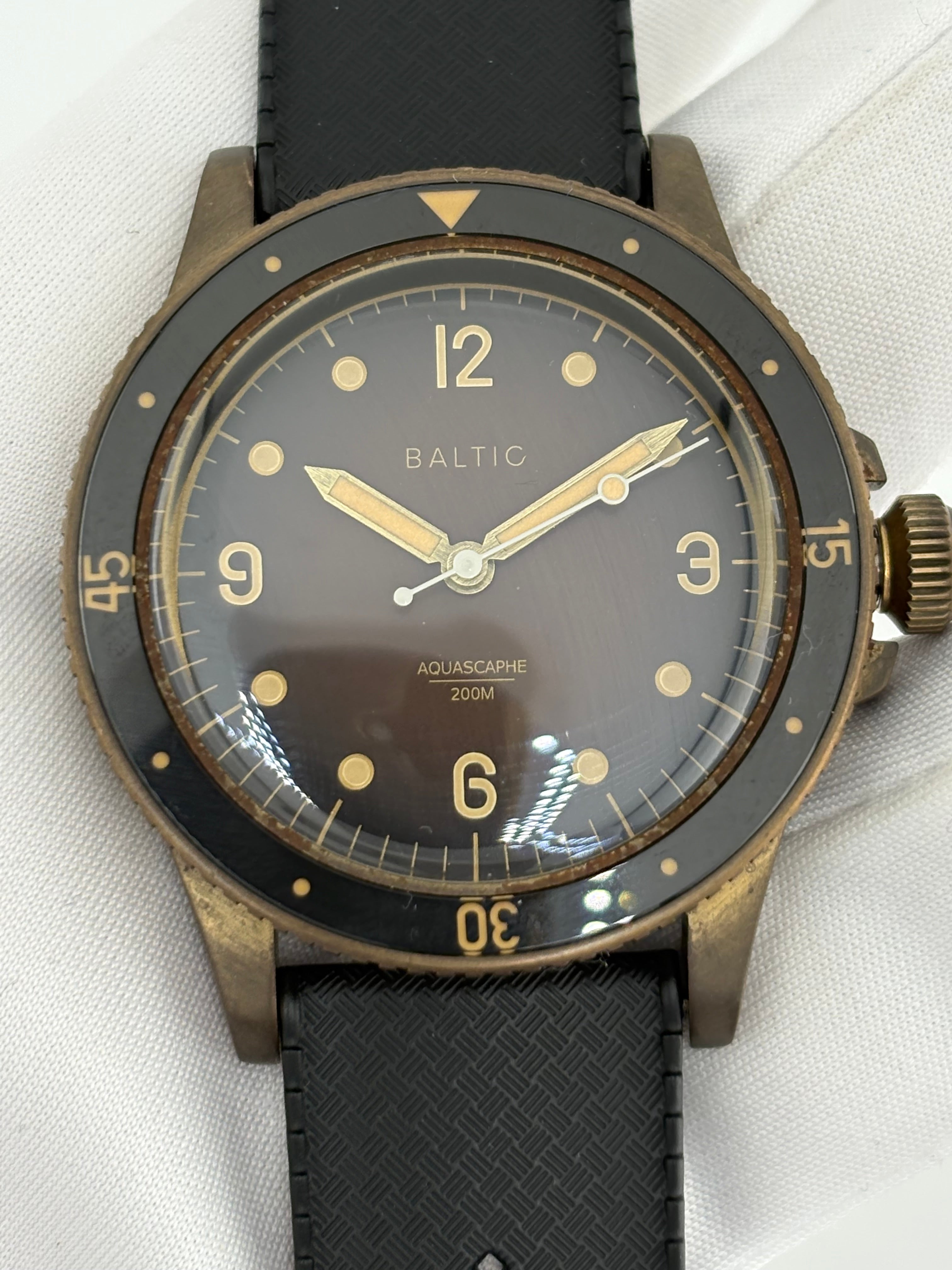 Baltic Aquascaphe Bronze 39mm – Brown Dial | Full Set |
