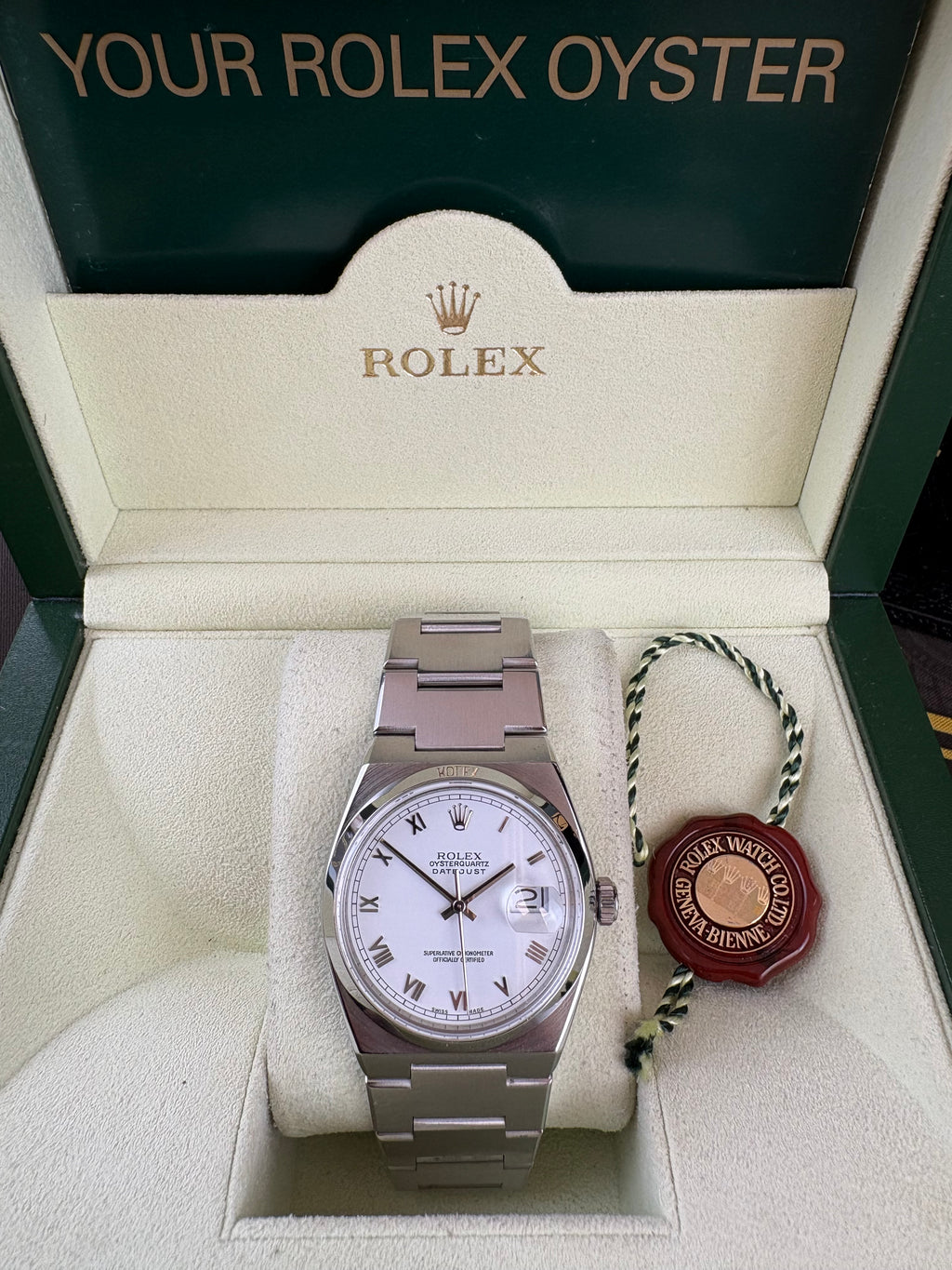 Rolex Oysterquartz Datejust 17000 White Roman Dial Box Rolex Service Card 36mm
