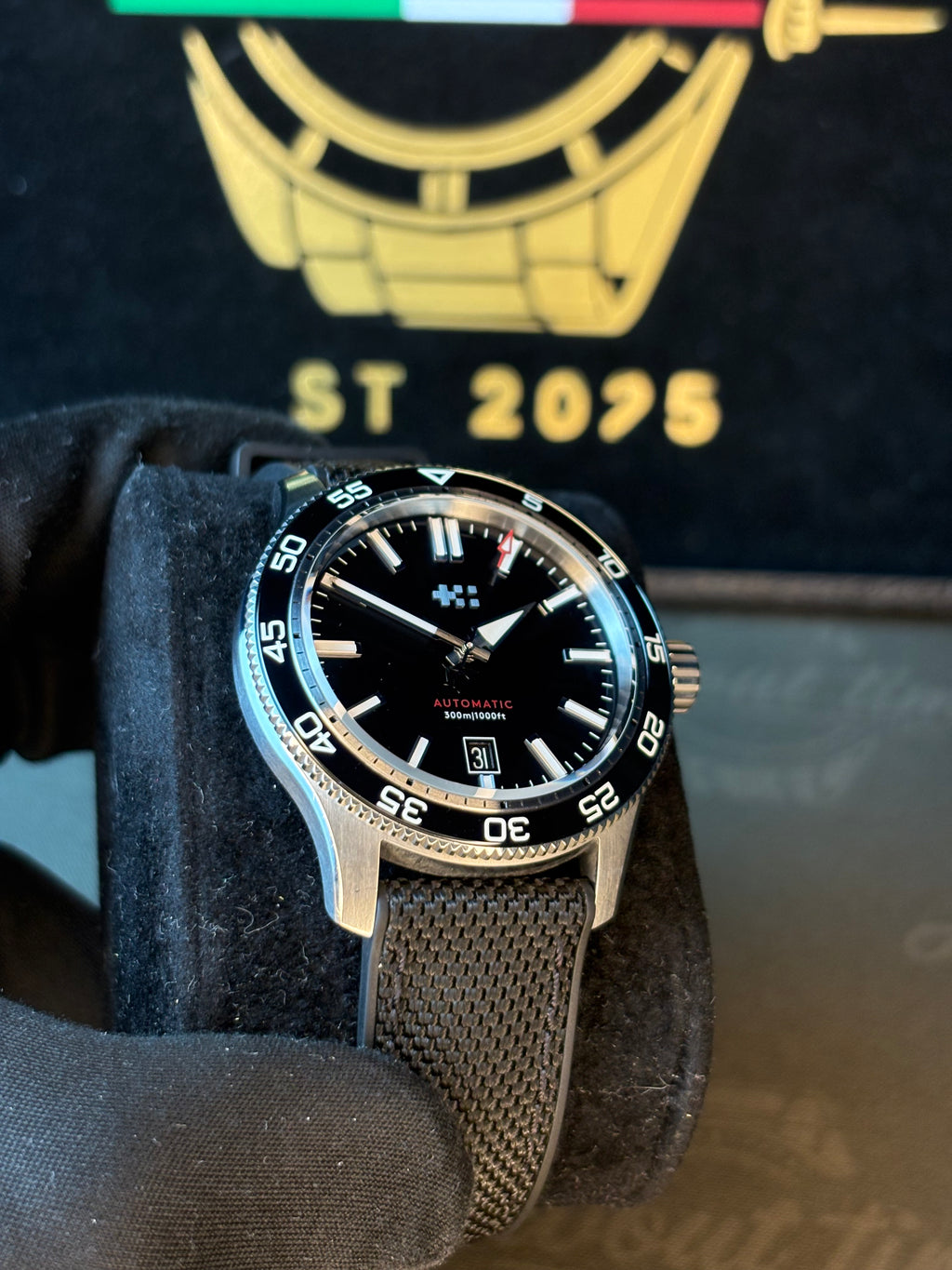 Christopher Ward C60 Trident Pro 300 Automatic 40mm – Full Set (2026)
