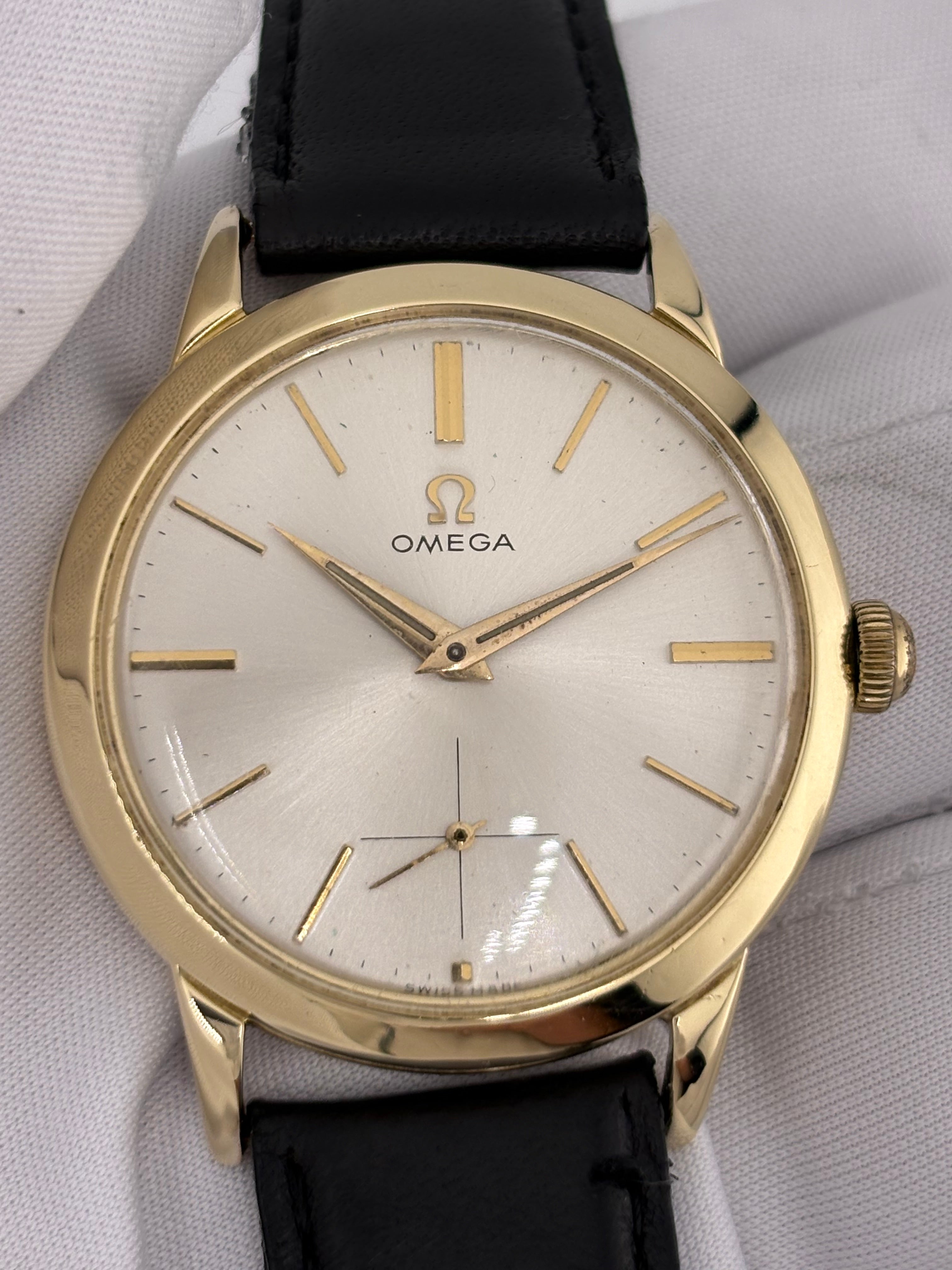 OMEGA Vintage Dress Watch – 14K Solid Gold – Calibre 269 – Manual Wind