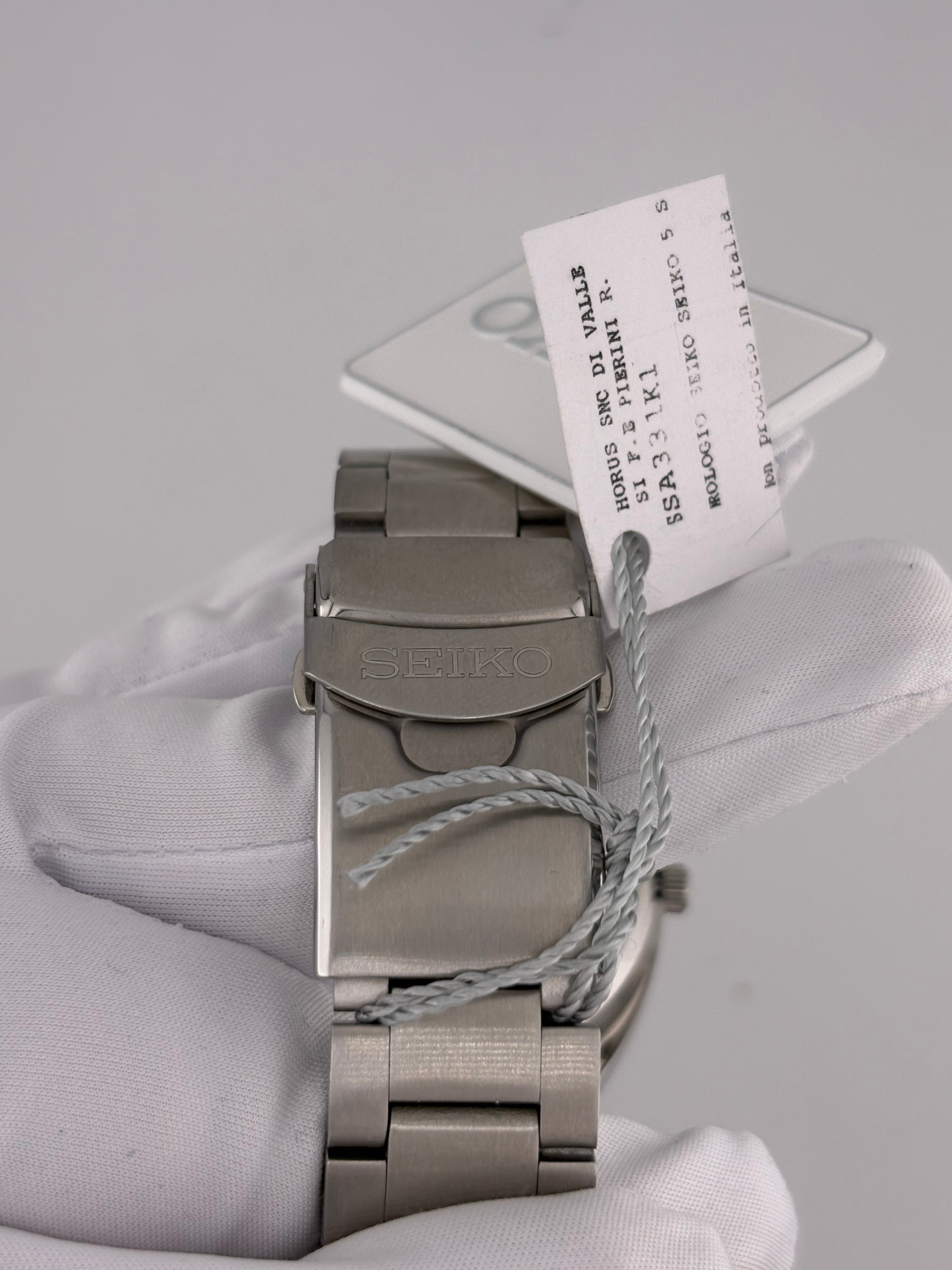 Seiko 5 Sports SSA331K1 “Open Heart Legend”