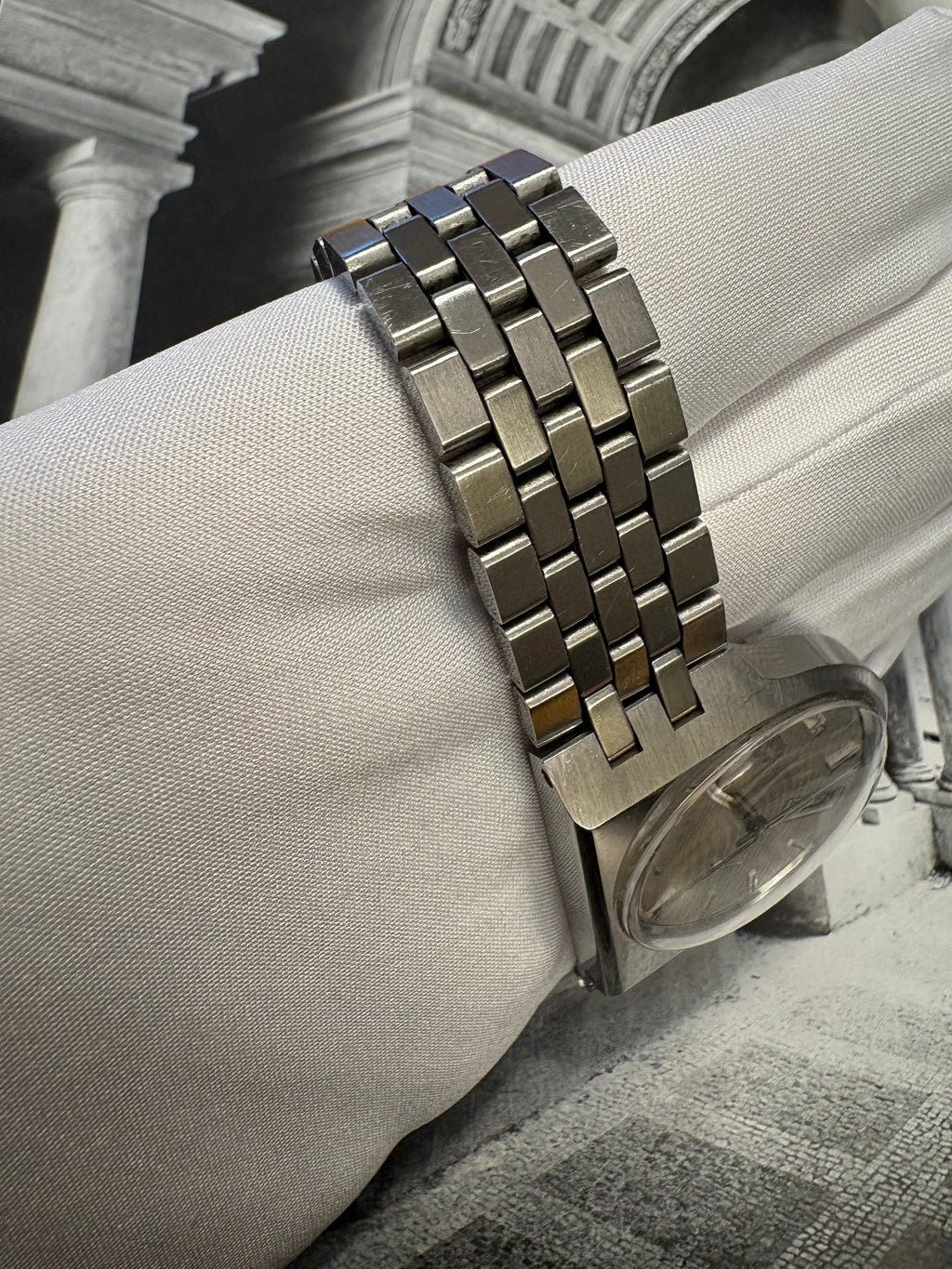 Bulova Accuquartz Vintage 1970s Hybrid Tuning Fork Quartz Watch