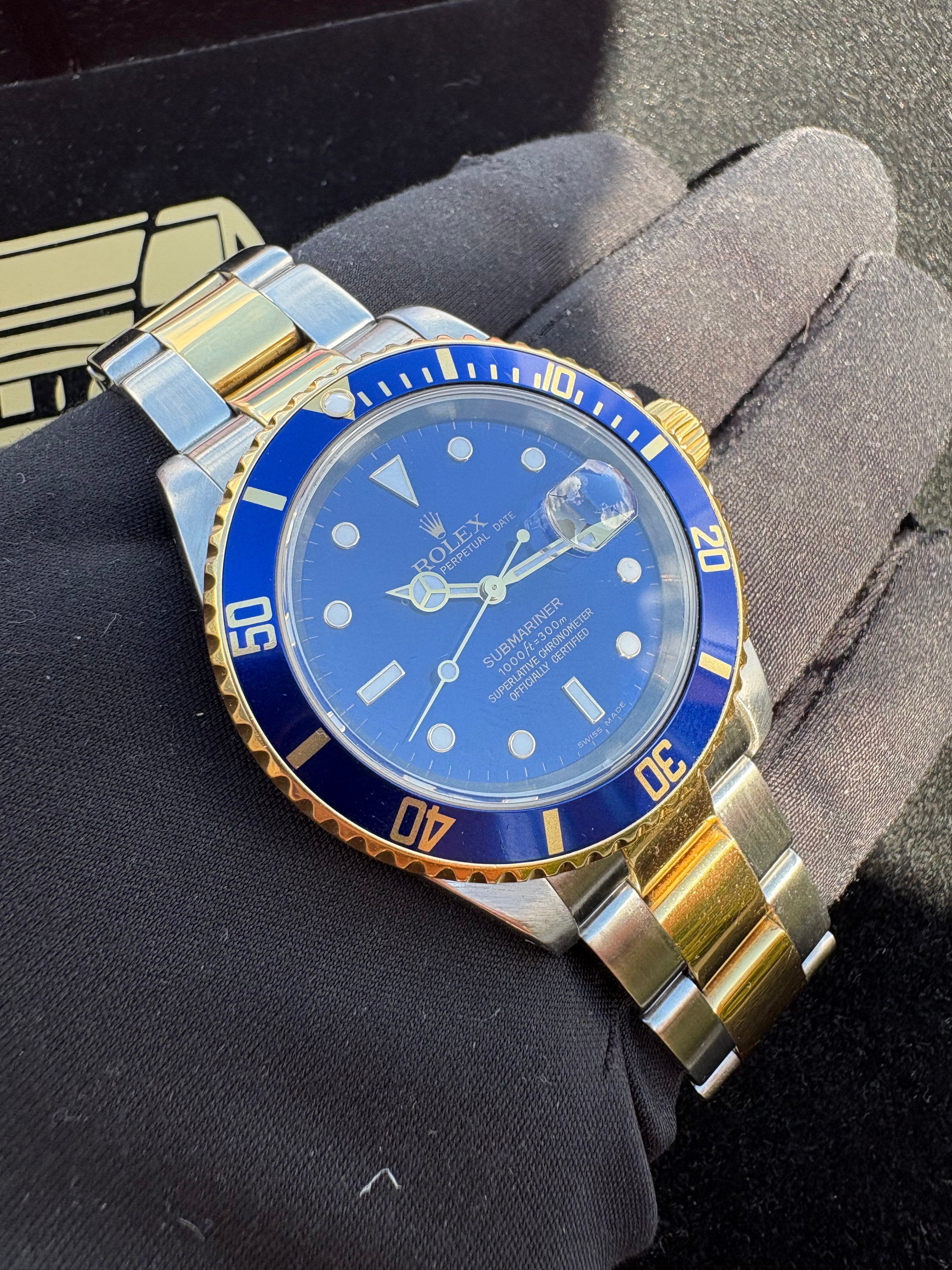 Rolex Submariner Date 16613 “Bluesy” (2002 Y-Serial) |