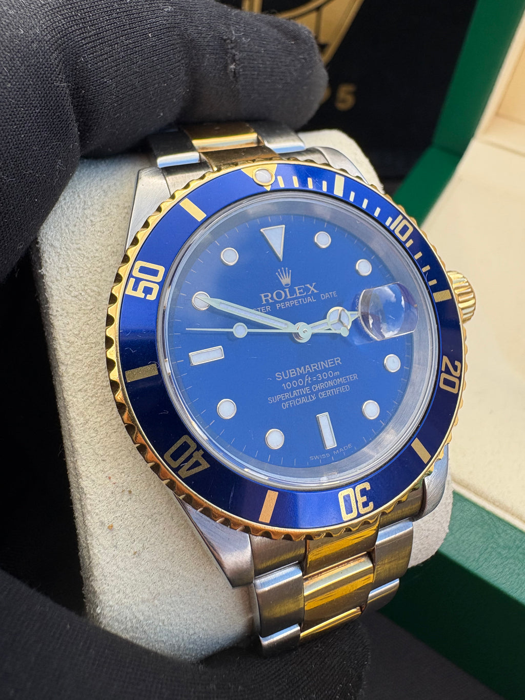 Rolex Submariner Date 16613 “Bluesy” (2002 Y-Serial) |