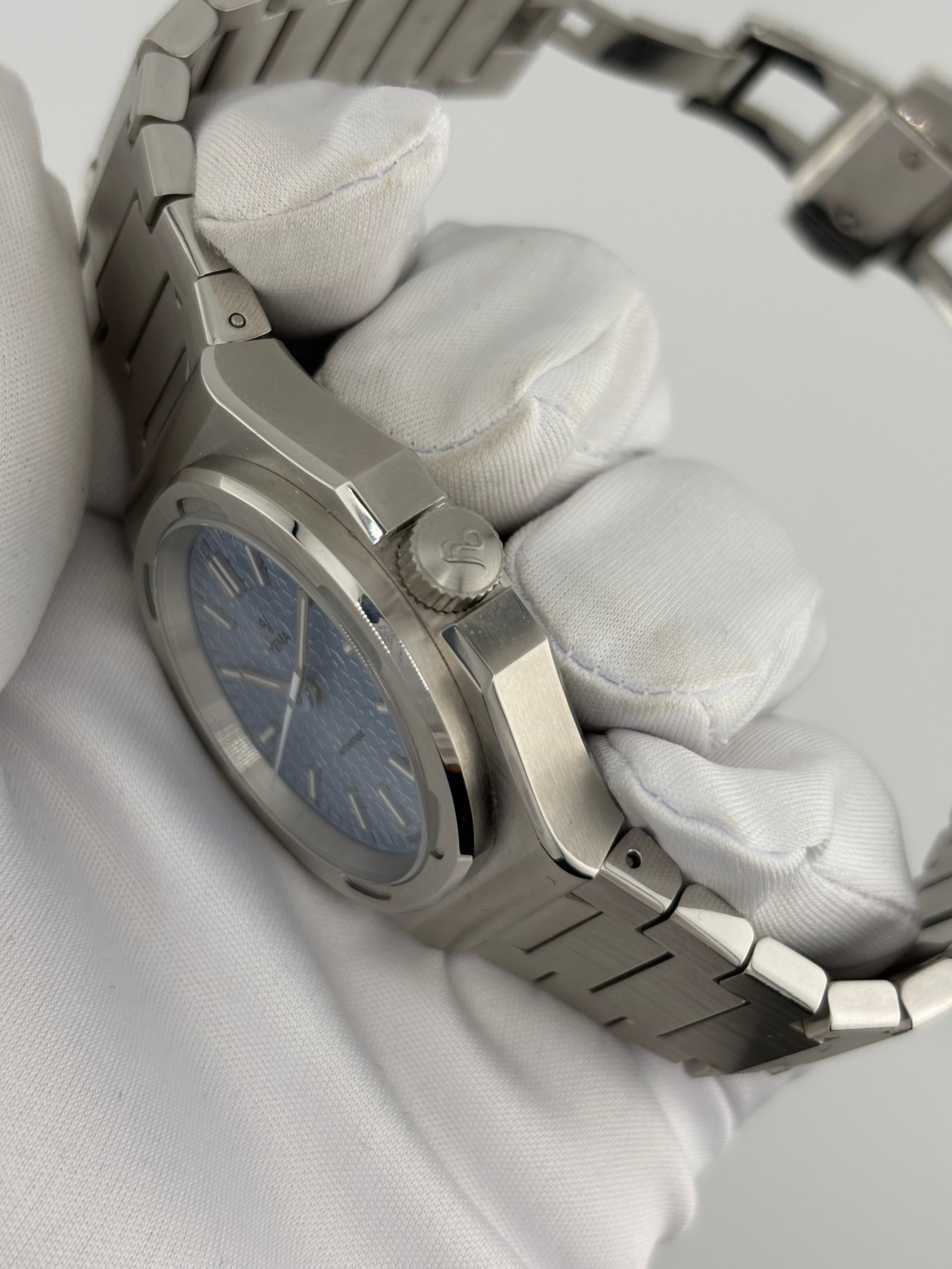 YEMA Urban Traveller “Glacier Blue” Automatic – Full Set – YEMA2000 |