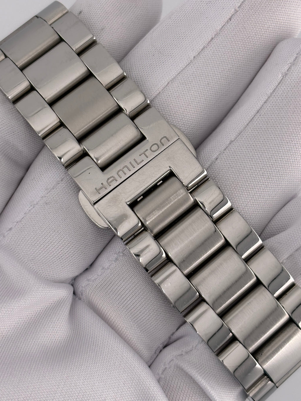 Hamilton Seaview H375110 Quartz 38mm Watch Full Set Great Condition