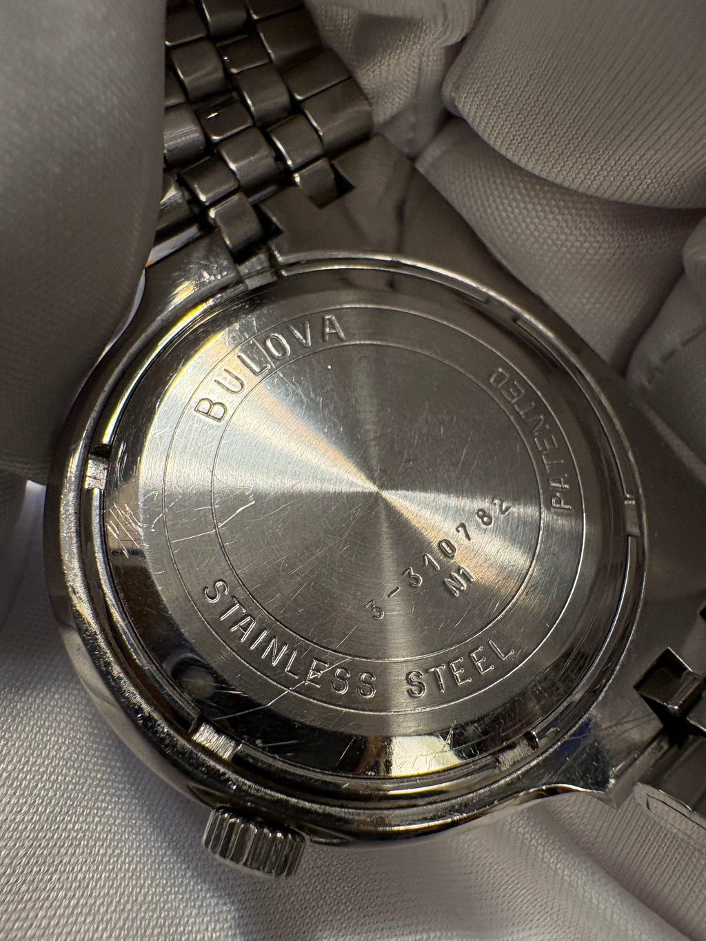 Bulova Accuquartz Vintage 1970s Hybrid Tuning Fork Quartz Watch