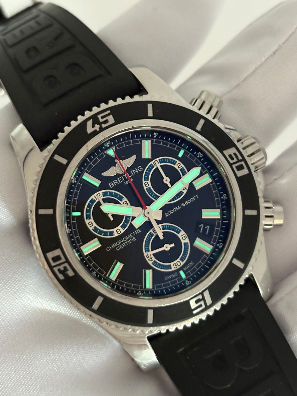 Breitling Superocean Chronograph M2000 A73310A8 46mm Full Set COSC 2012