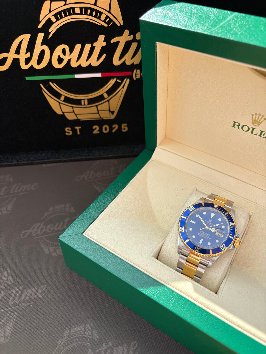 Rolex Submariner Date 16613 “Bluesy” (2002 Y-Serial) |